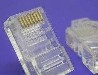 网线插座和水晶头的顺序一样么,一头水晶头一头插座的网线怎么接