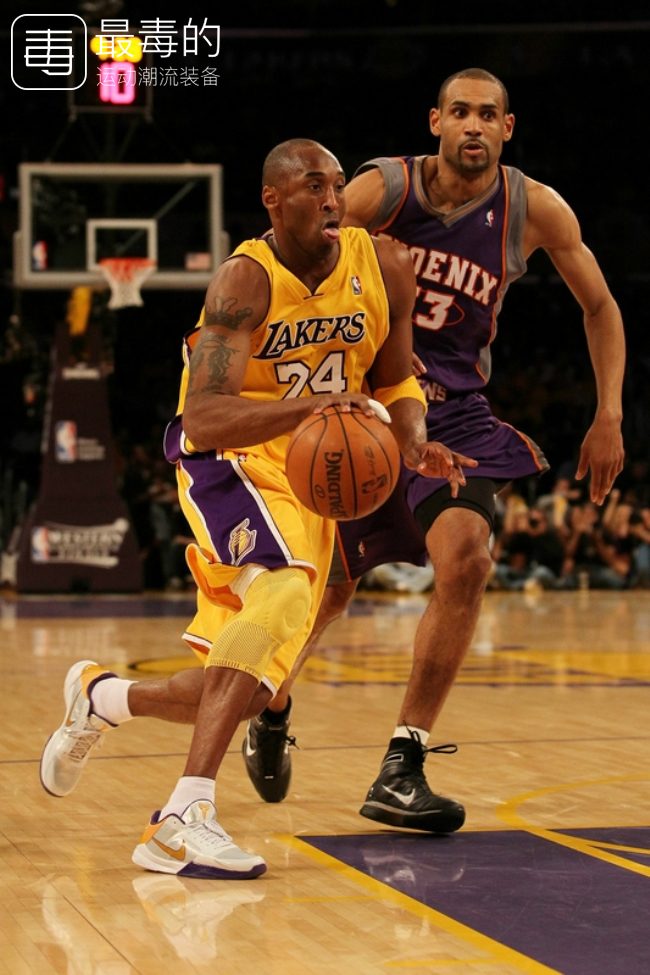 传奇落幕——科比职业生涯赛场球鞋完整回顾