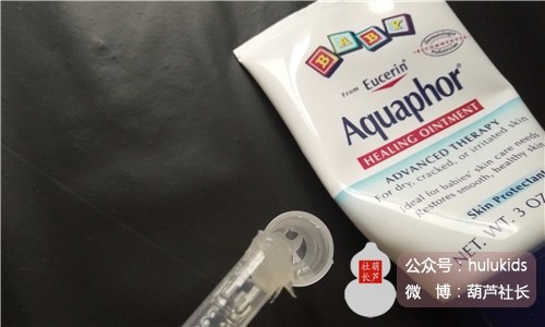 还在为皮肤病发愁吗,宝宝湿疹实际上需要简单应对