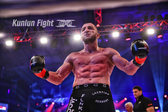 搏击运动员鼻梁骨被打歪了,搏击运动员怎么鼻子都歪的