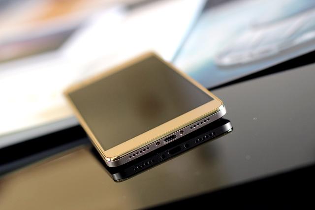 斩获1000元-1500元销冠荣耀畅玩5X评测