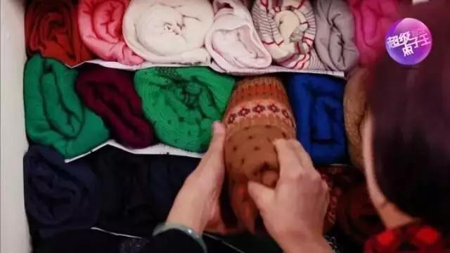 衣服怎么放才能节省衣柜的空间,没衣柜怎么放置衣物