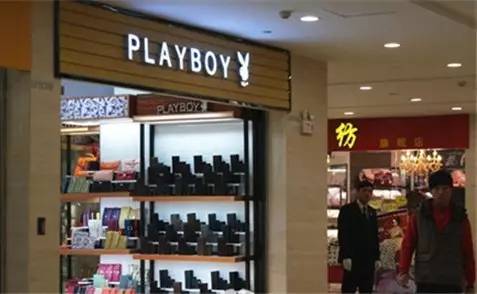 明明是中国的品牌却挂外国人名字,明明是国产广告却在国外很火