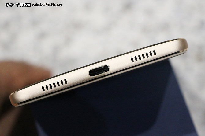 旗舰手机性能评测,荣耀v8全面测评