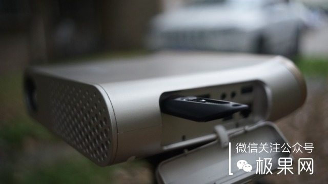 如何把客厅打造成影院的感觉,如何打造一个客厅影院