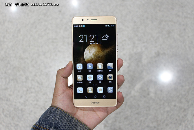 旗舰手机性能评测,荣耀v8全面测评