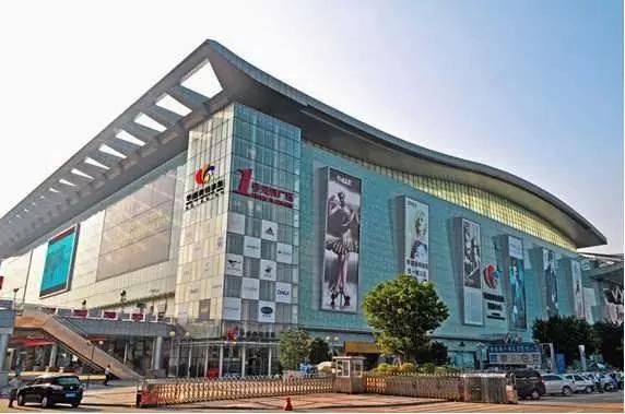 华南城奥特莱斯和茶园奥特莱斯,新田城首创奥莱