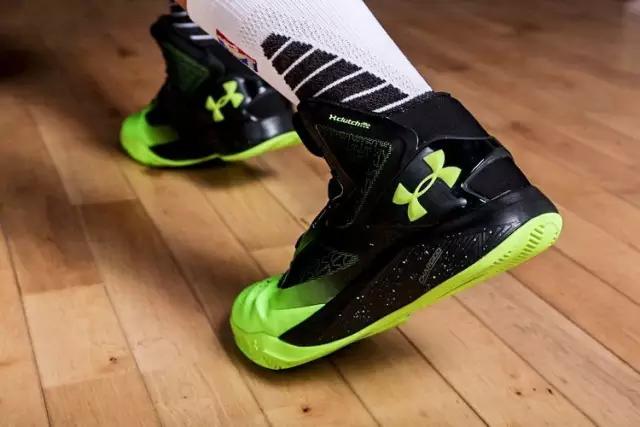 穆迪同款鞋子,穆迪粉色鞋子