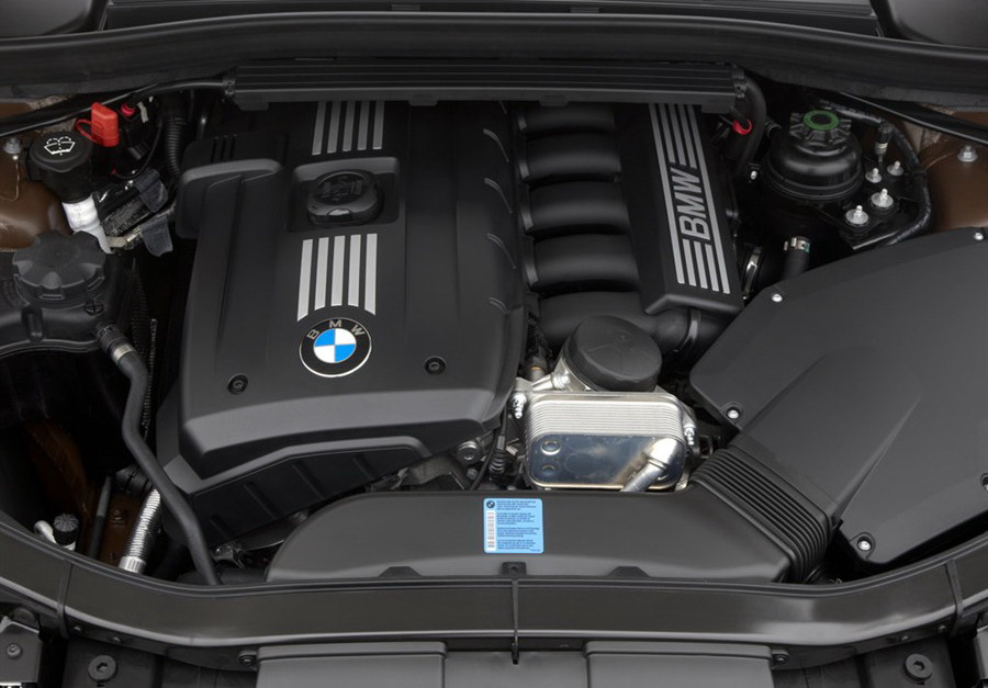 中国人在加拿大开车,中国人在加拿大购房