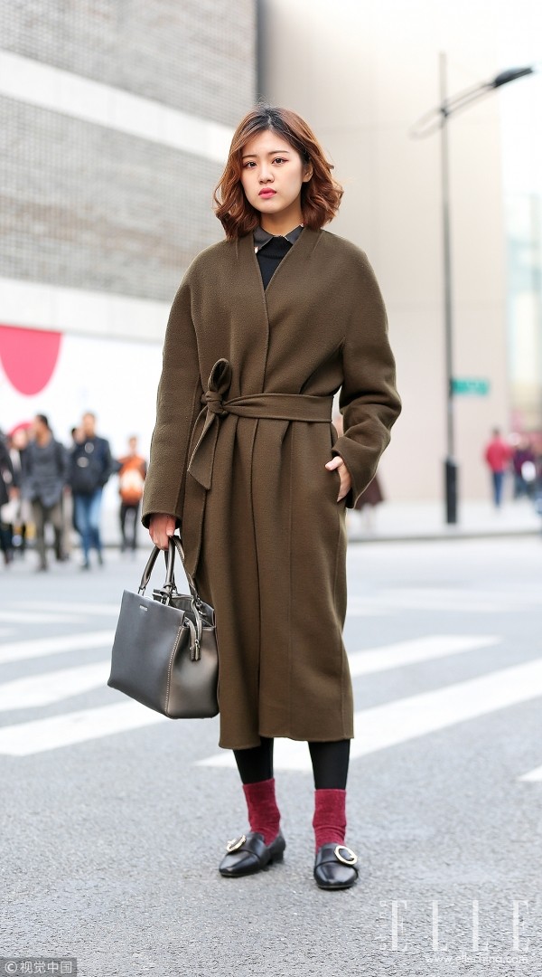 大衣千千万，到底哪件适合脸黑个矮没脖子……的你？