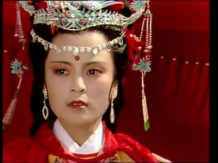 红楼梦里谁最像王熙凤,红楼梦中贾母是一个有心机的人吗