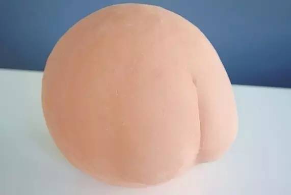 麻麻，请再打一次我完美柔润丰满的屁屁吧！