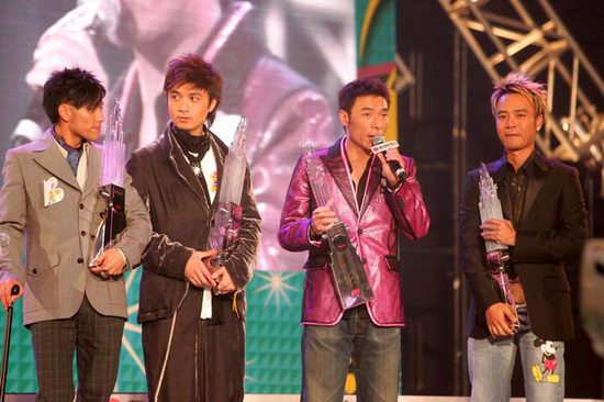 各路大牌对陈奕迅的评价,陈奕迅浮夸封神现场有多难