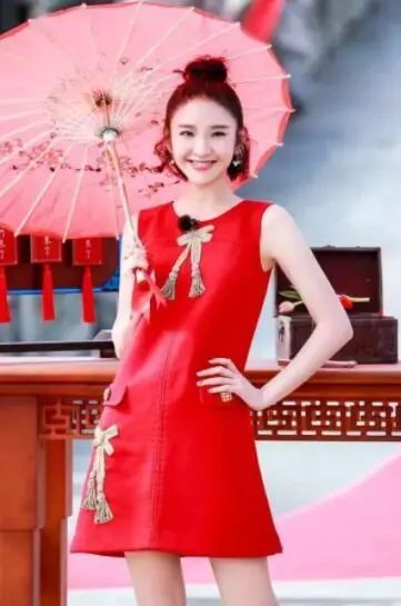 没有晚礼服参加聚会怎么办,年会着装最全攻略年会你穿对了吗