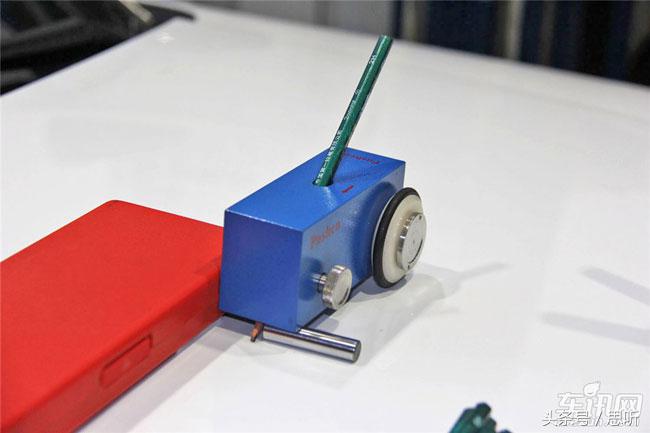 13款进口标致4008大灯拆车件,拆车件2014款东风标致308大灯总成