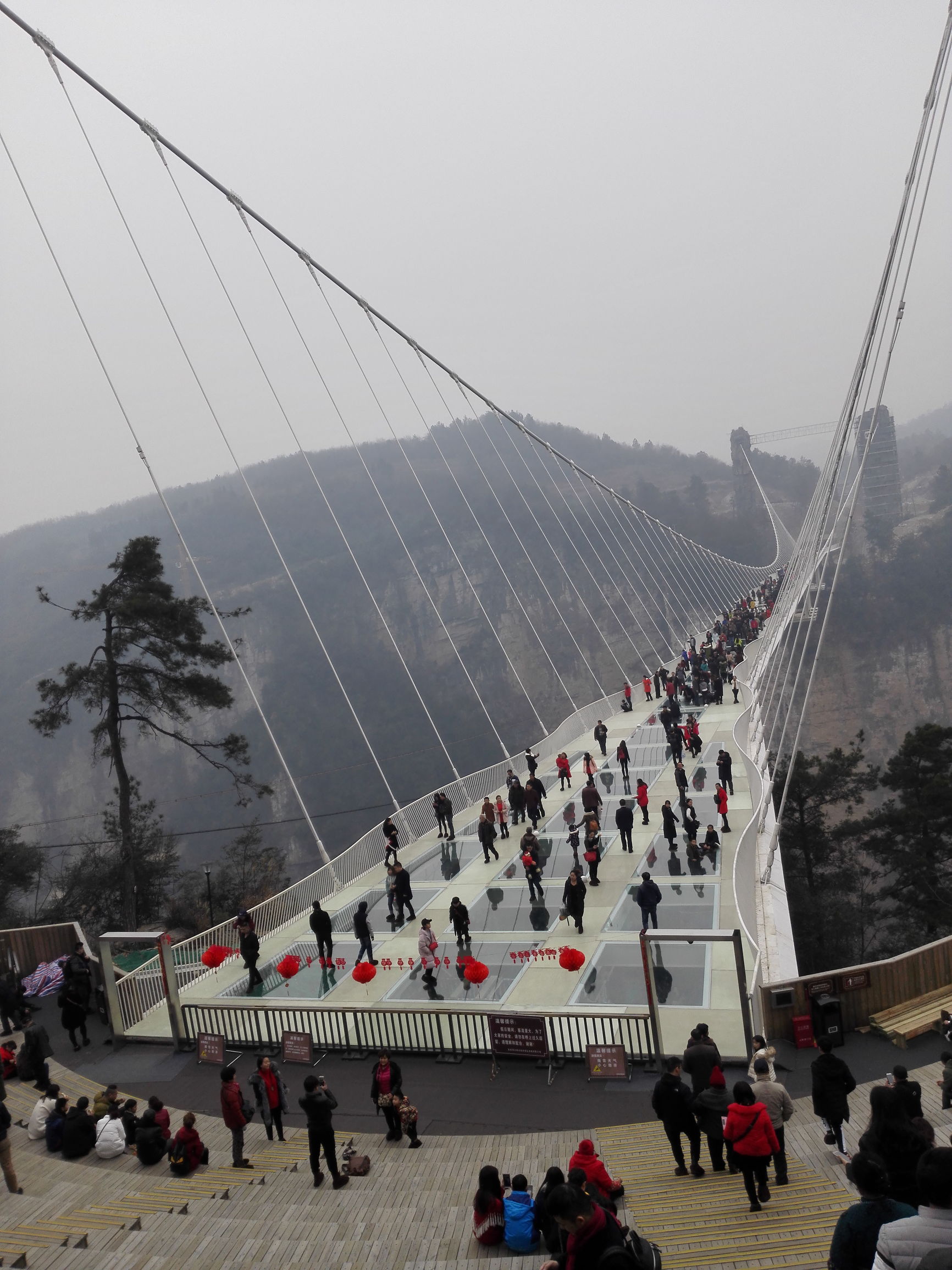 湖南张家界玻璃桥大峡谷,张家界天门山栈道和大峡谷玻璃桥