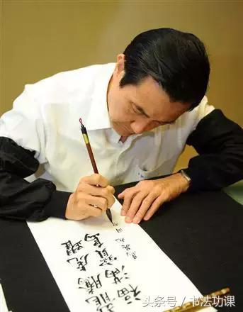 马英九赴台中送春联,马英九春联