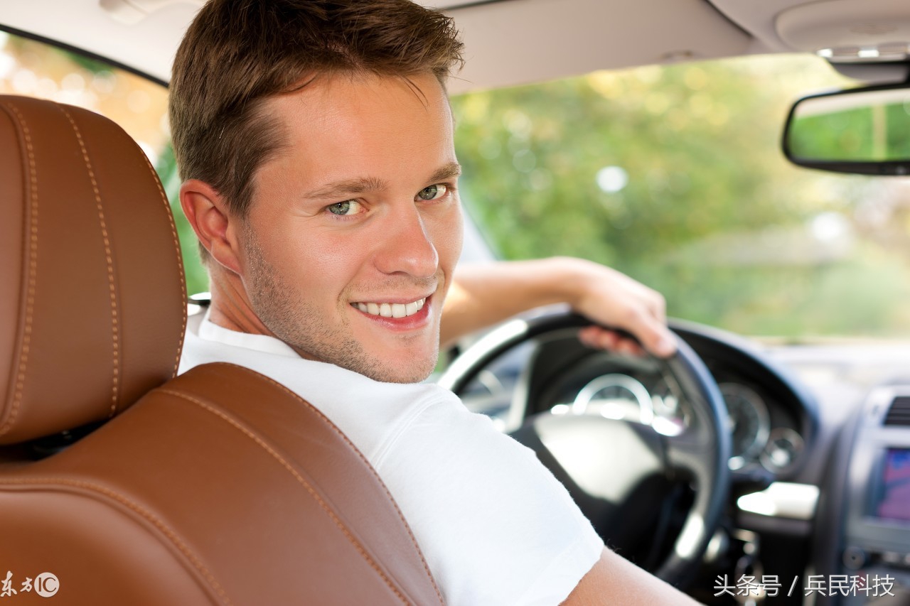 战斗机飞行员都不许开车吗,战斗机飞行员为啥不许开车