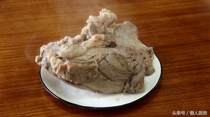 自己在家做酱牛肉怎么做最好吃,过年在家酱牛肉做法简单