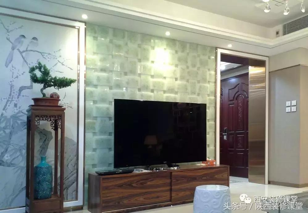 电视墙有门怎么处理,电视墙有门怎么办好