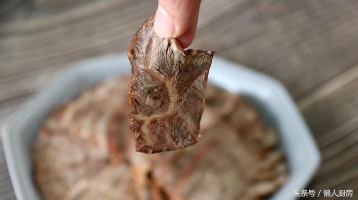 自己在家做酱牛肉怎么做最好吃,过年在家酱牛肉做法简单