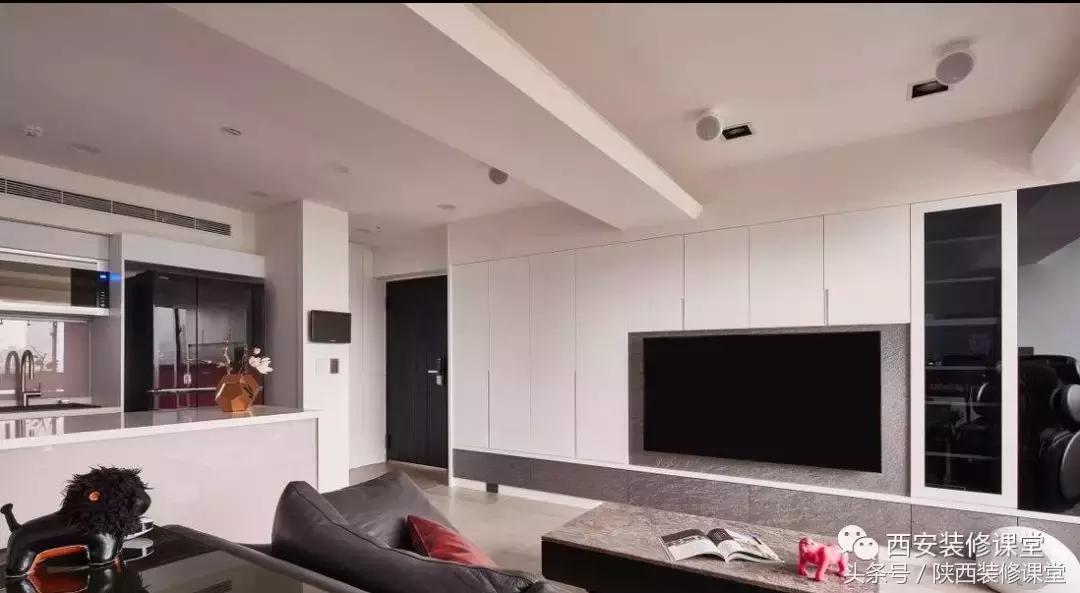 电视墙有门怎么处理,电视墙有门怎么办好