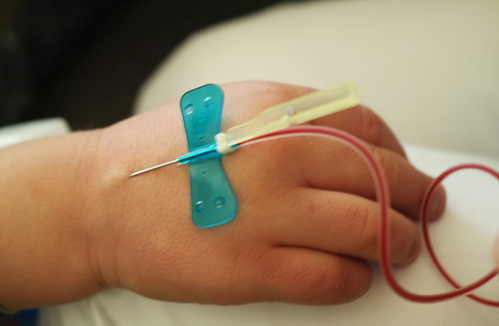 输液扎针最全最新示范,扎针输液的示范