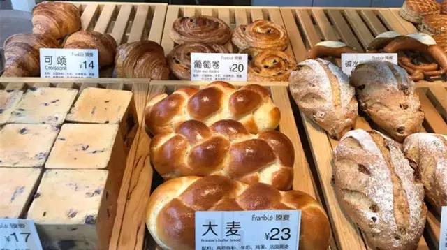 别再沉迷脏脏包了！咬上一口舌头都在雀跃的欧包，才是你的真爱！