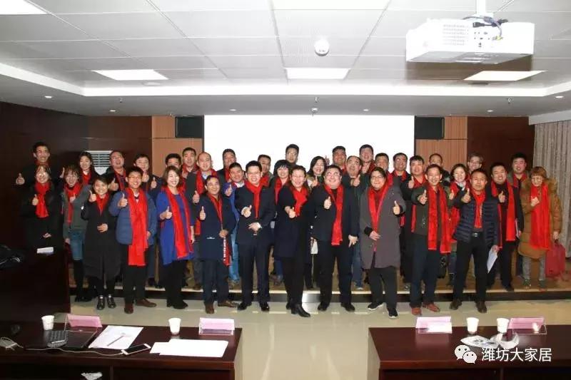 娼嶅潑瀹跺叿灞曢攢澶т細,涓浗瀹跺叿琛屼笟鍒涙柊璁哄潧