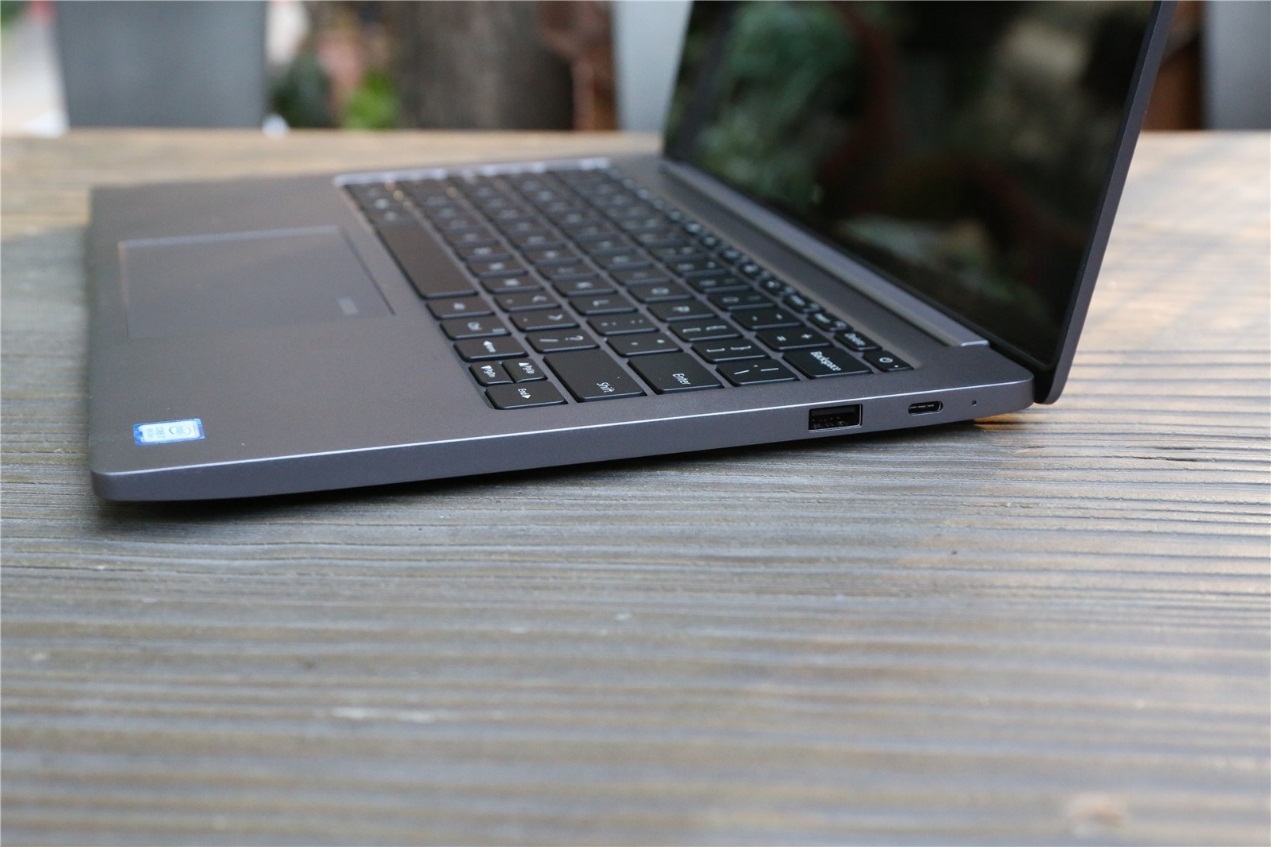 轻薄性能游戏笔记本,小米redmiairdots3pro