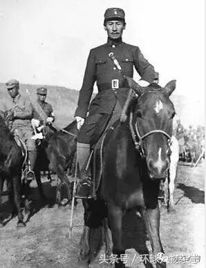 《和平饭店》的文艺土匪太开眼？原型可比雷佳音戏精多了！