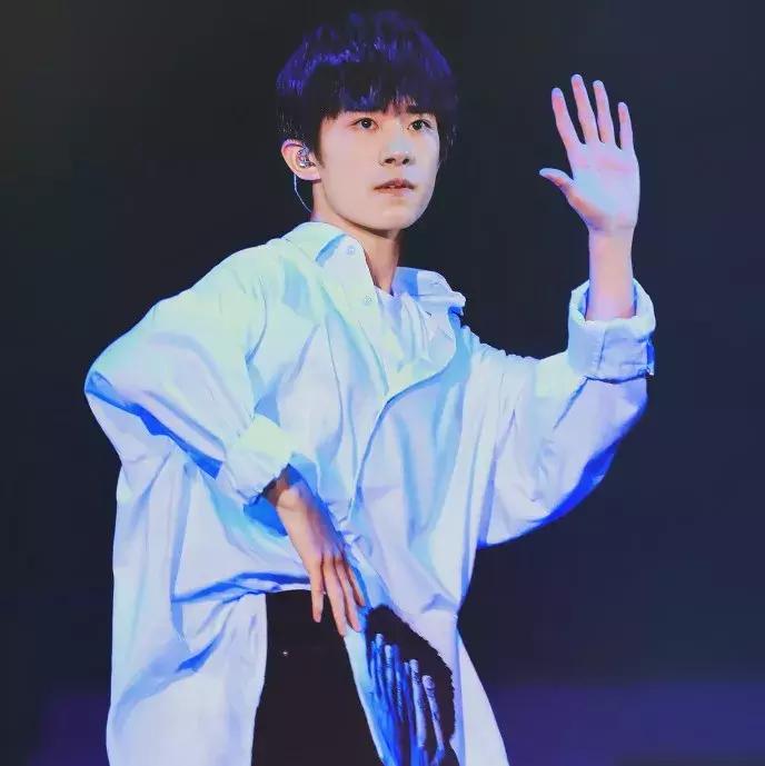 魔法城堡tfboys易烊千玺solo,易烊千玺个人舞台solo舞蹈