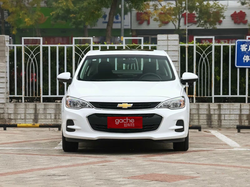 尬车网荐车丨以租代购，雪佛兰科沃兹天窗版，低首付7788元开回家