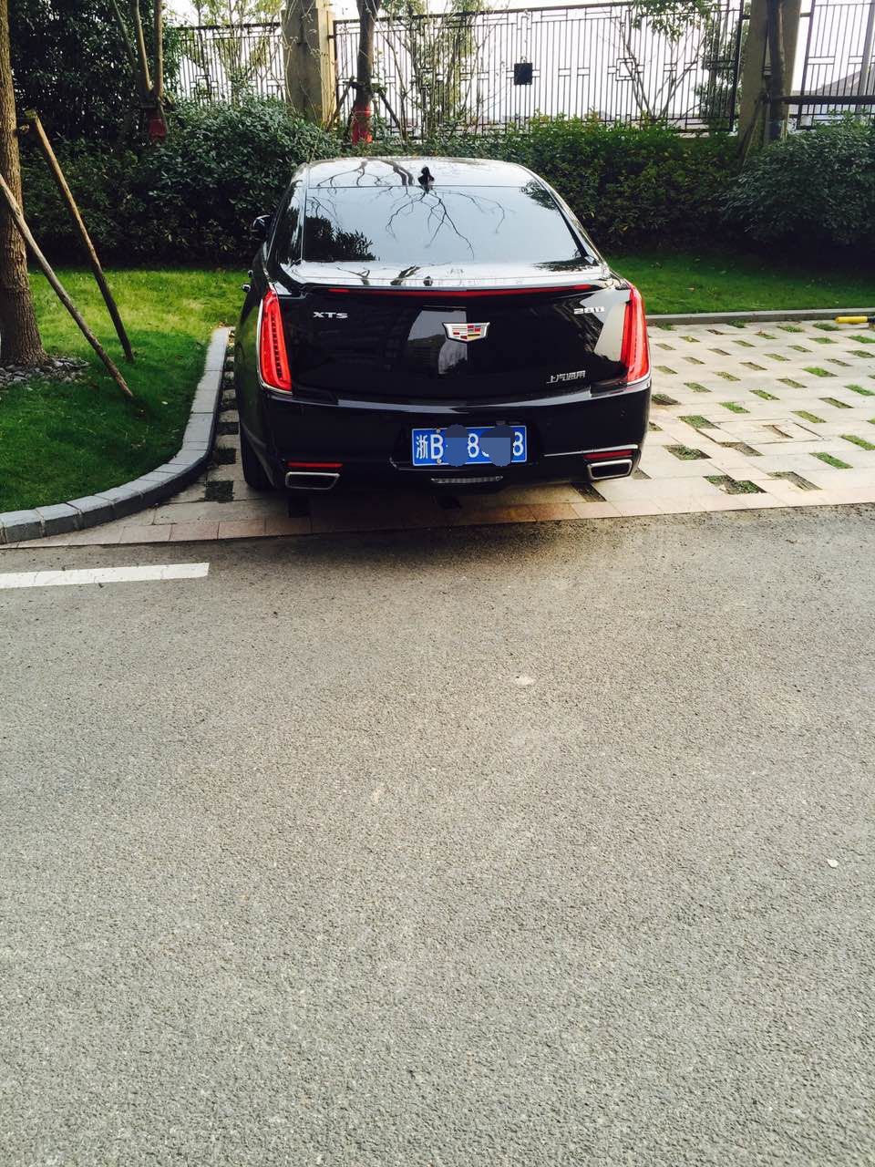 开了三年的凯迪拉克xts,性价比超高17年凯迪拉克xts