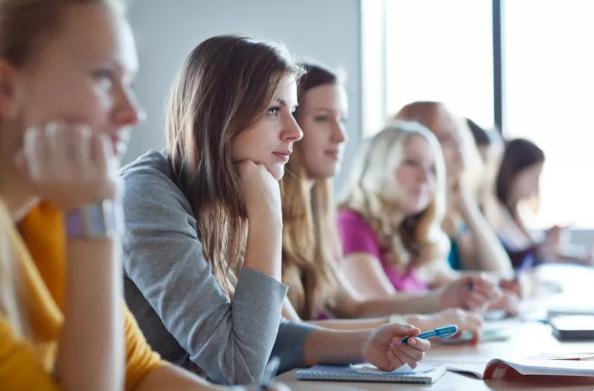 英国大学研究生实习课程,英国大学硕士课程一览表