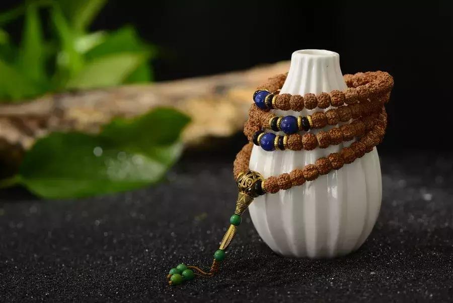 佛珠手串材料的寓意和禁忌,佛珠手串搭配讲究禁忌什么