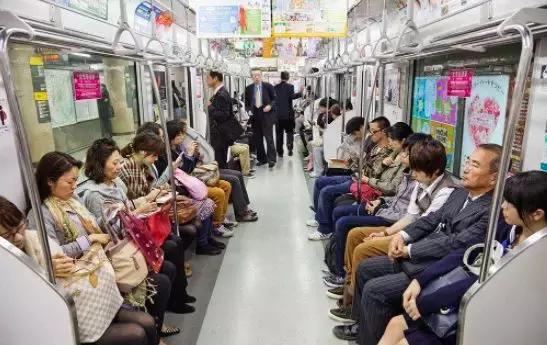 蛙不着家！空巢老母亲就将它去的地方、买的珍品统统扒了一遍！