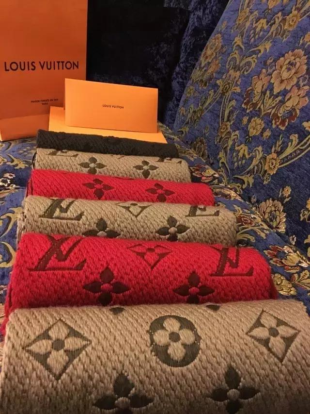 lv围巾真假鉴定最简单方法,lv围巾真假如何辨别