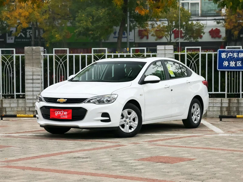 尬车网荐车丨以租代购，雪佛兰科沃兹天窗版，低首付7788元开回家