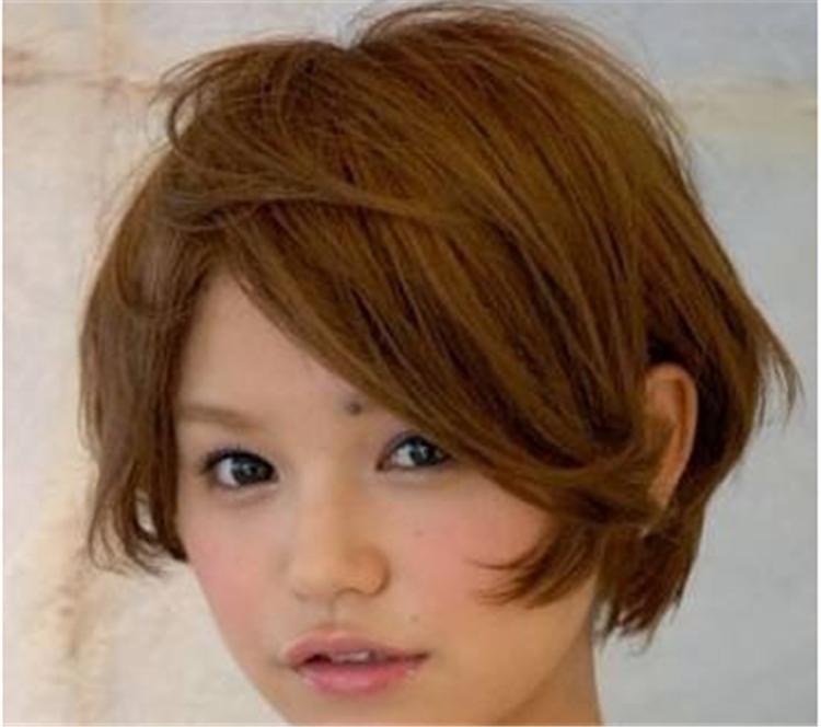 短发女生头发翘怎么办,适合头发爱翘的女生的短发