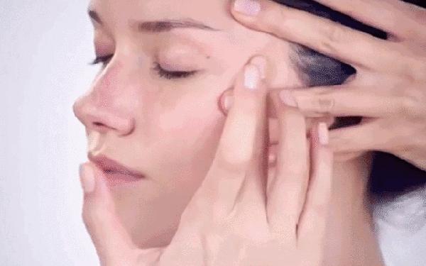 不油腻不长脂肪粒的眼霜推荐,眼霜推荐清爽不油腻的品牌