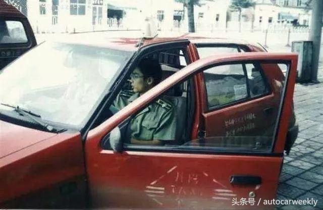 带你回忆国民情怀车老夏利,今天带你回忆国民情怀车老夏利