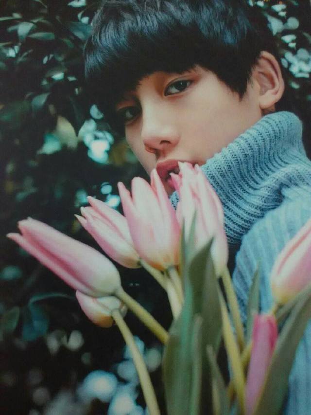 丁程鑫那些年看tfboys的眼神,丁程鑫哪一年进tf家族