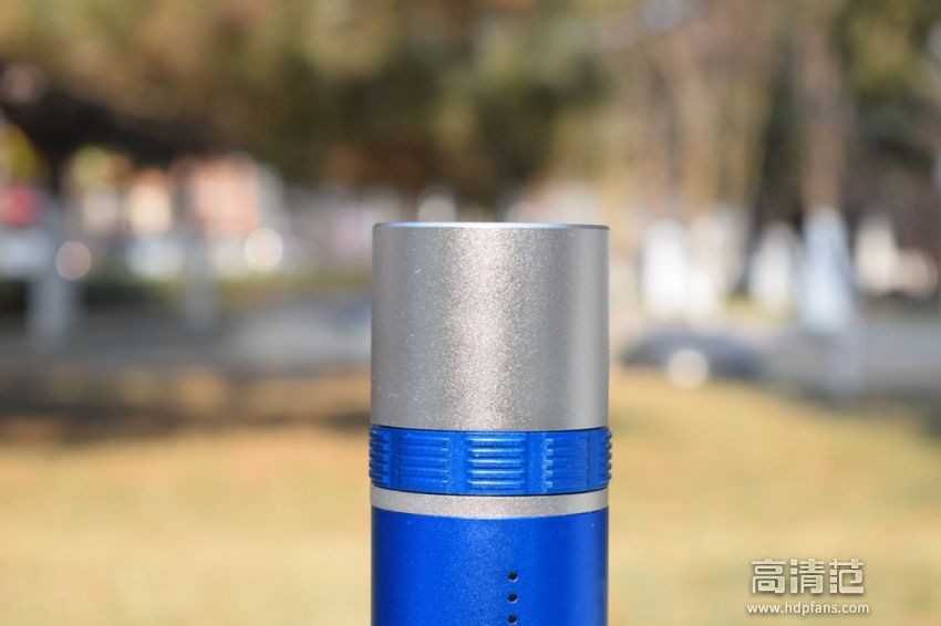 车载应急多功能手电筒,车用户外应急工具多功能手电筒