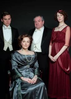 电影罪恶之家简介,罪恶之家系列电影