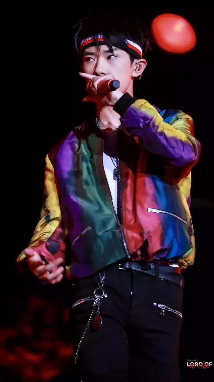 魔法城堡tfboys易烊千玺solo,易烊千玺个人舞台solo舞蹈