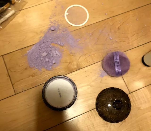 妆容不持久,妆容如何不廉价