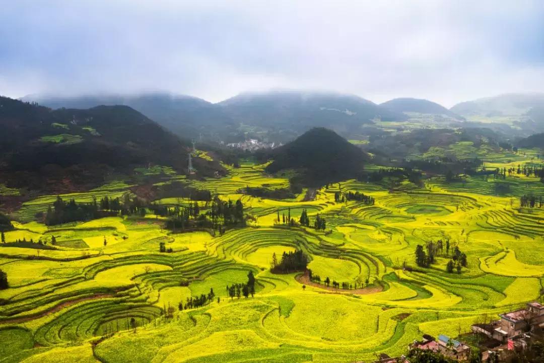 国内风景最好的旅游景点冬天,国内各地最美的十大自驾游线路