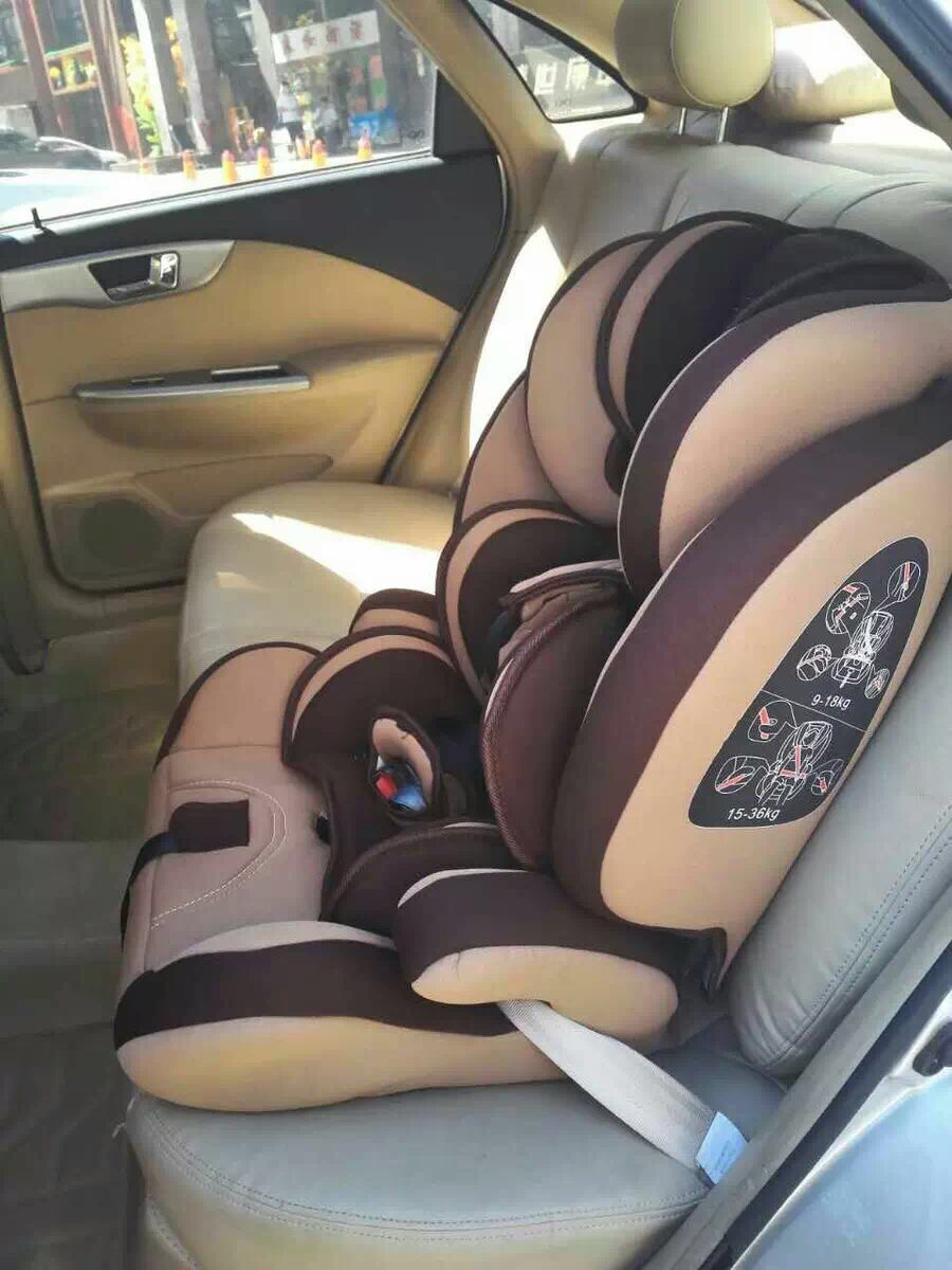 电动自行车儿童座椅固定方法,固定儿童座椅的带子怎么解开