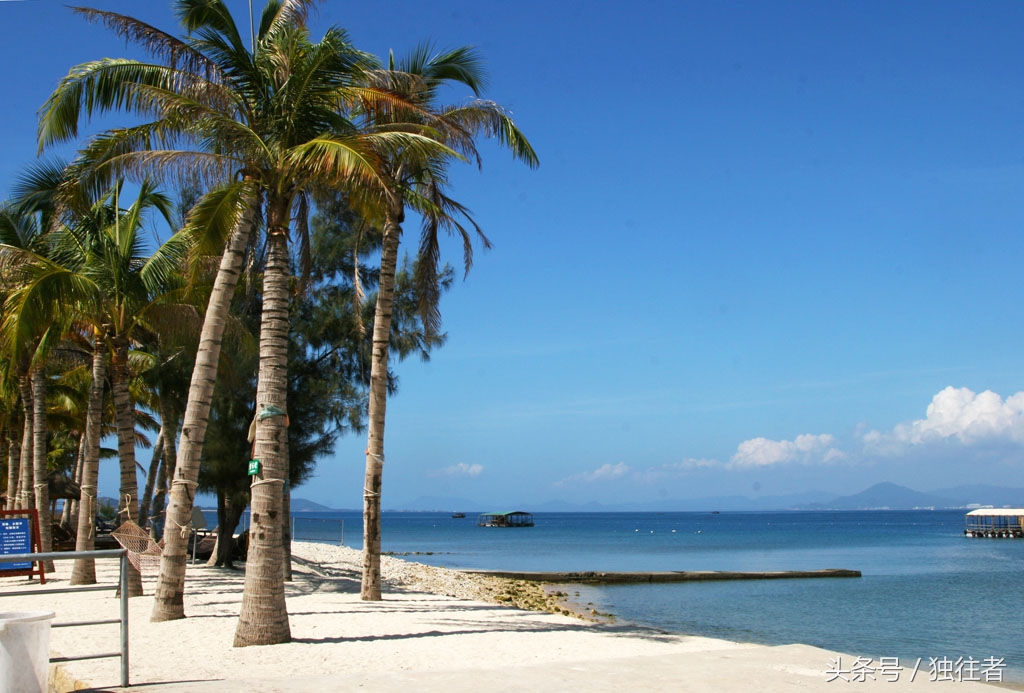 三亚情人湾一个浪漫又静谧的海湾